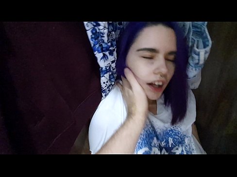 ❤️ Wedi dod o hyd i fy sis yn y closet a helpu ei cum ❌ Porno ar cy.91sexy.top ❌️